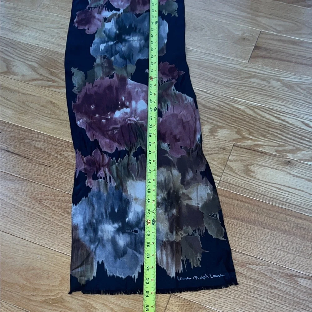 Lauren Ralph Lauren stylish scarf